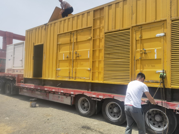 开化除了负载情况和发动机维护,还有哪些因素会影响 200kw 柴油发电机的油耗?