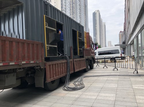 开化冷却液不足的情况下如何检查柴油发电机组？
